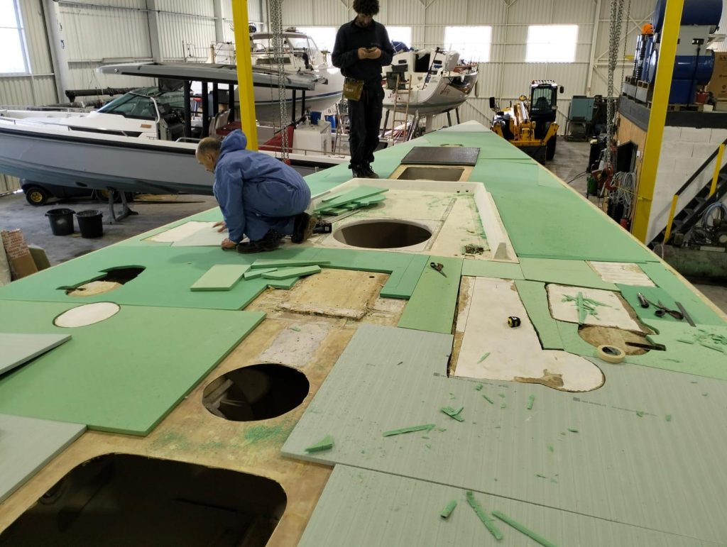 Composite Restoration of a Vendée Globe Legend